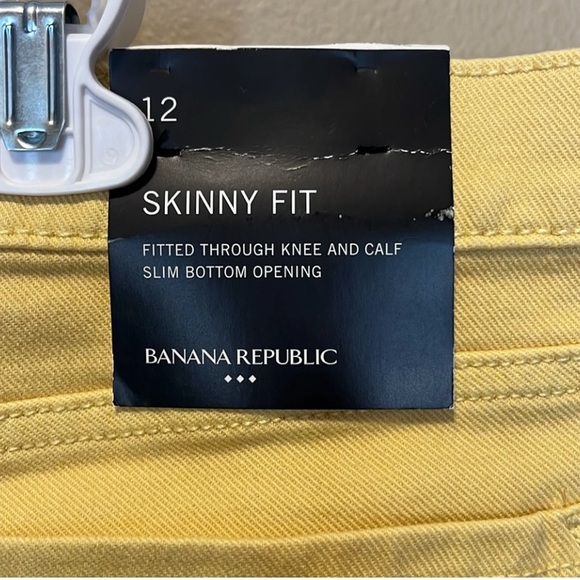 Banana Republic pale light Yellow Skinny Fit Jeans NWOT -tag fell off - Picture 4 of 4